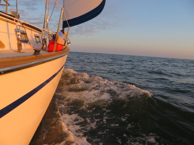 Sailing up the Delaware Bay