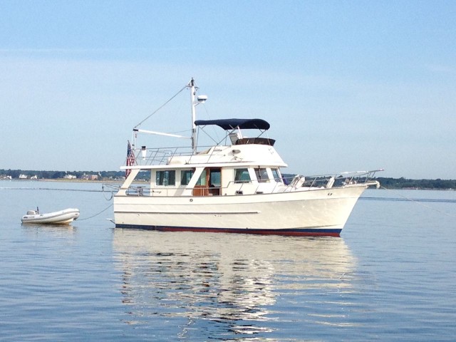 We anchored off of Napatree and settled in for a beautiful long weekend.