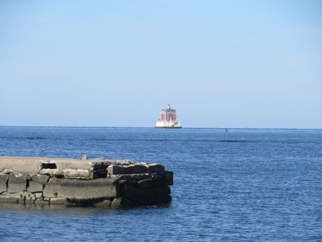 Our view of Ledge Light, the entrance to the Thames River.