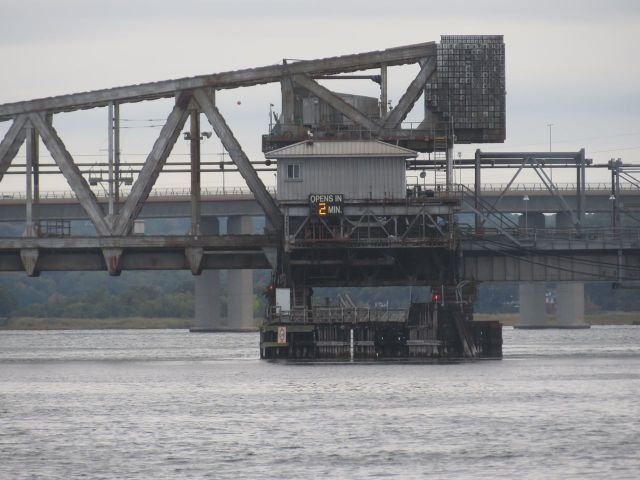 As trawler newbies, we decided to wait until the bridge opens rather than try to squeeze underneath. 