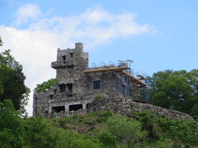 Gillette Castle was the next river landmark. We noticed the scaffolding - getting a facelift? 