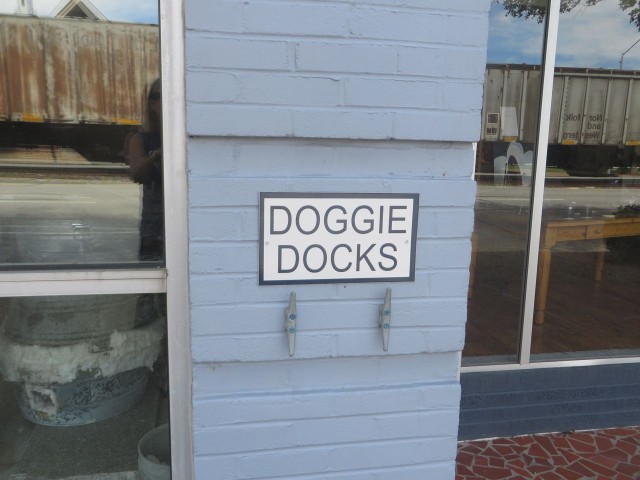 A town that caters to canines in a nautical way. 