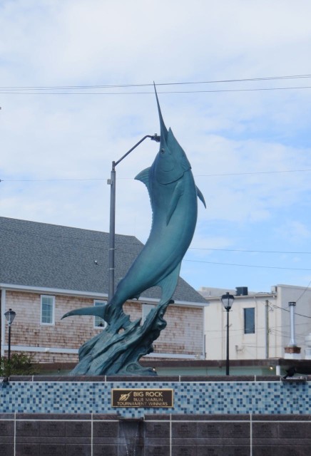 The blue marlin statue stands as a tribute to the town’s fishing heritage.