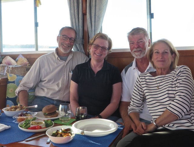 The crews of Belle Bateau and Kindred Spirit enjoy a potluck dinner together, and continued our conversations about cruising, boating, and Cumberland Island.